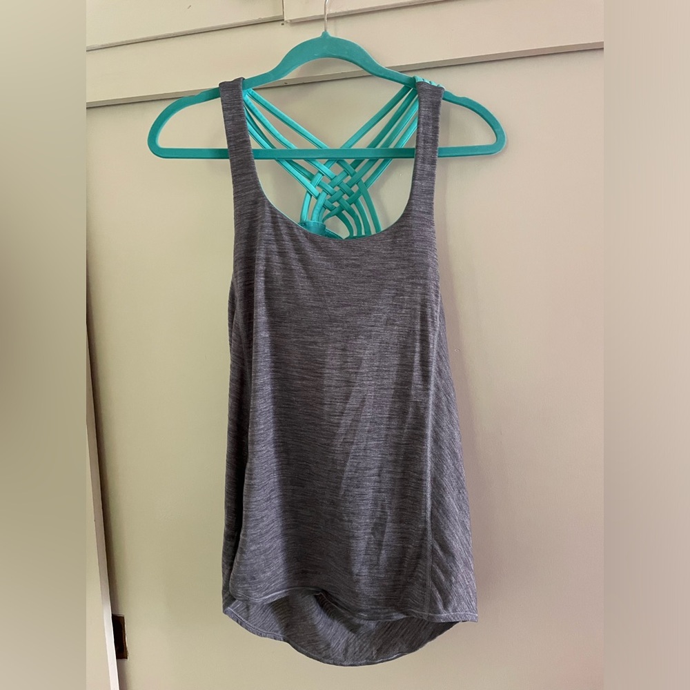 Lululemon Athletica Gray and Green Top Size 4
